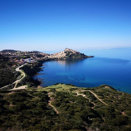 La Tartaruga Spiaggiata - Bilocale Centrale A Pochi Metri Dalla Spiaggia Castelsardo Ngoại thất bức ảnh