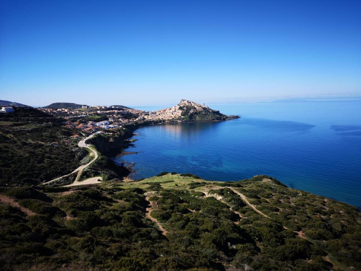 La Tartaruga Spiaggiata - Bilocale Centrale A Pochi Metri Dalla Spiaggia Castelsardo Ngoại thất bức ảnh